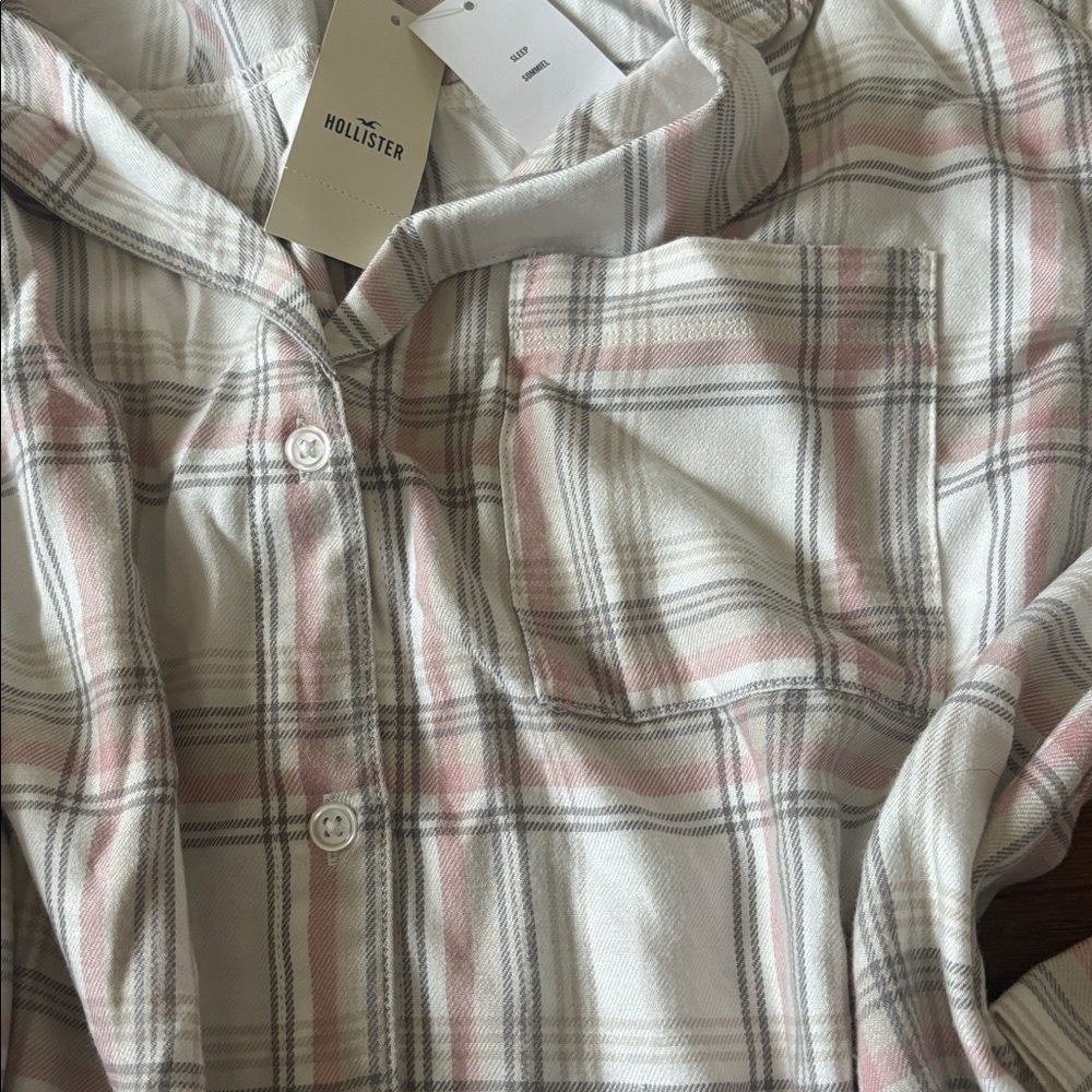 NWT Hollister sleep boyfriend fit flannel button down XL women’s - Picture 4 of 4